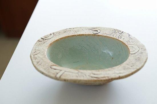 野村亜矢 手びねりオーバルリム皿 617 - うつわと暮らしの道具 mokodi